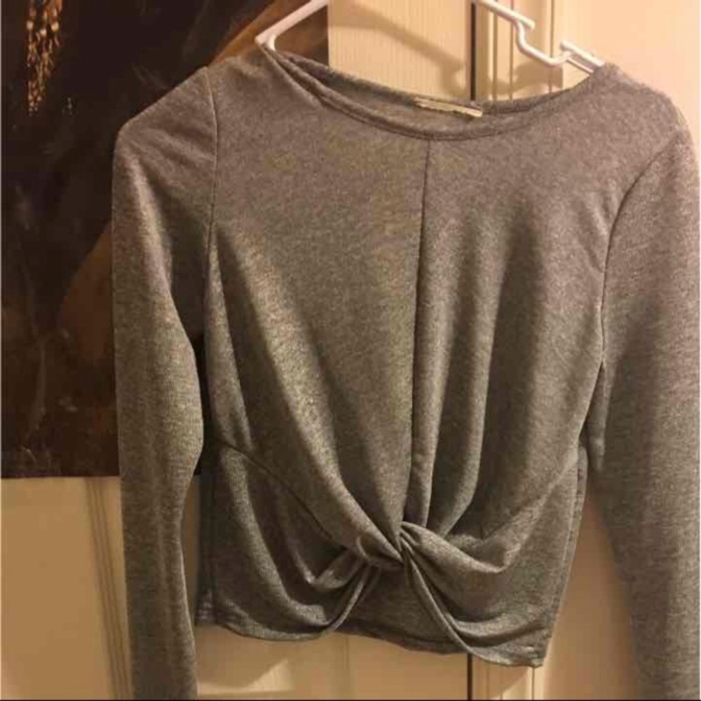 knot long sleeve
